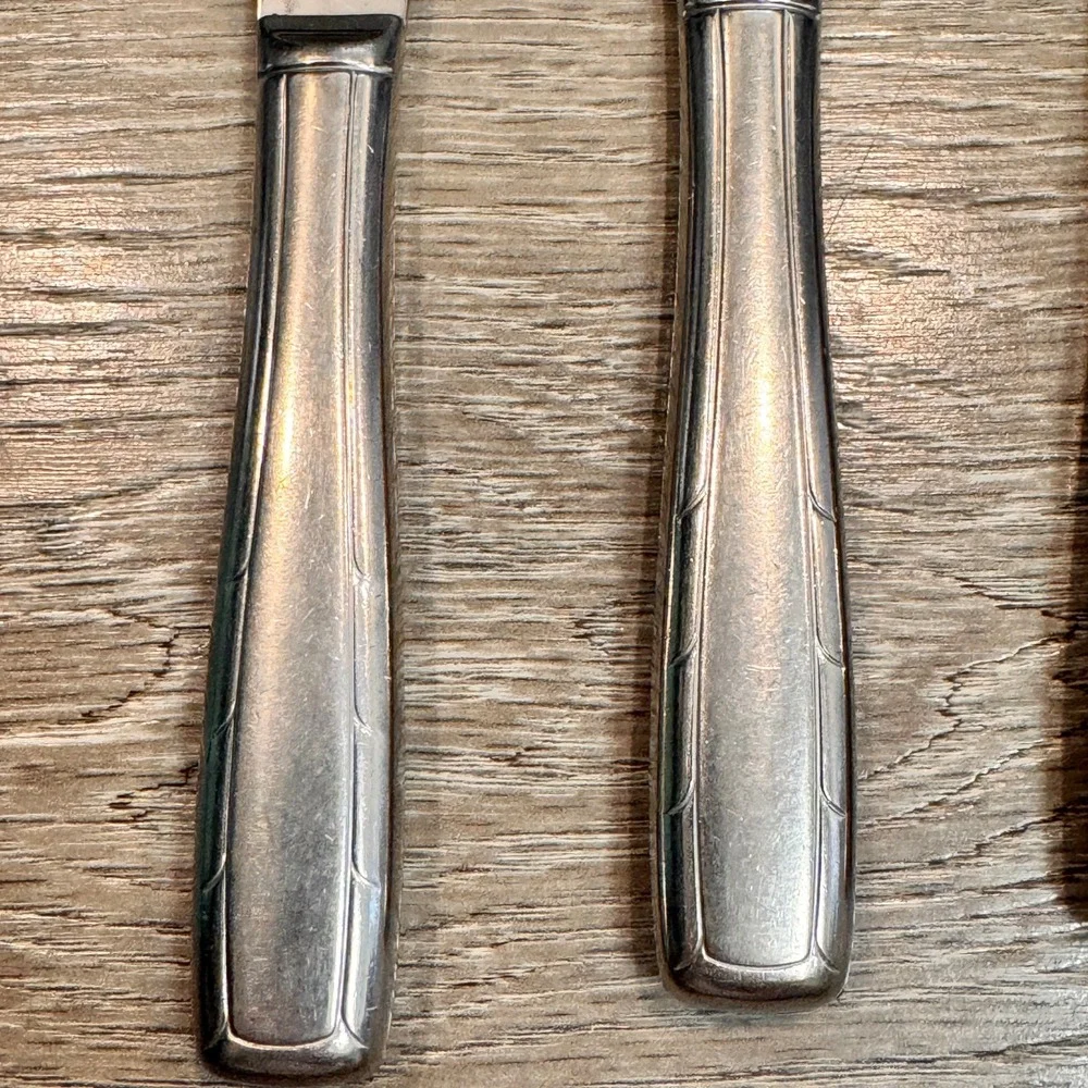 Vintage Imperial Stainless Steel‎ Flatware Knives Set of 4 Lady Duff Dinner